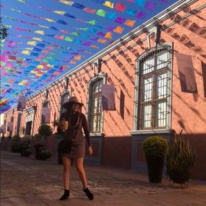 Meet your Posher, Edna